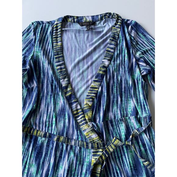 BCBG MaxAzria Wrap Dress Size Medium - Picture 9 of 11